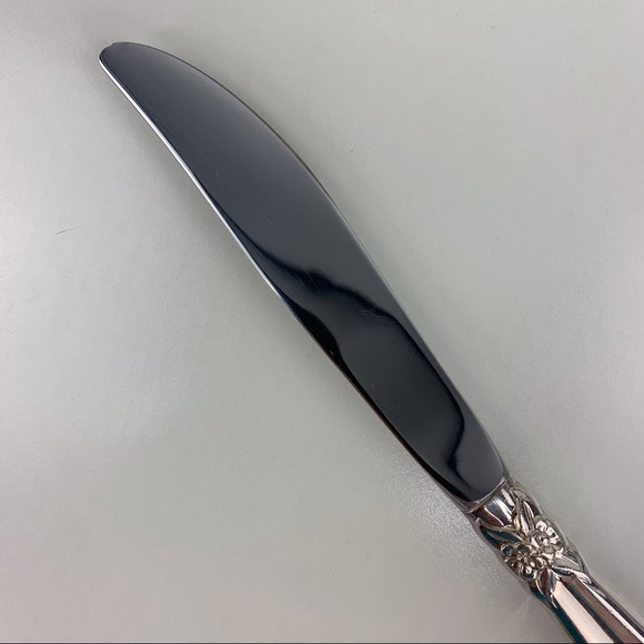 2/$20 1847 Rogers Bros IS 1965 Vintage Silver Plate Garland Pattern Dinner Knife - Picture 7 of 11